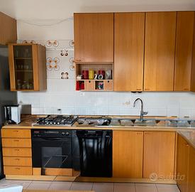 PARETE ATTREZZATA CUCINA