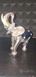 Elefante argentato con vetro di Murano