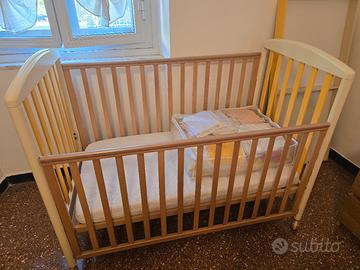 Lettino Pali più materasso e corredo