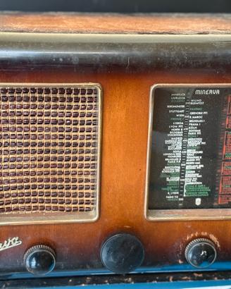 Radioa valvole Minerva Milano anni ‘40/‘50 Vintage