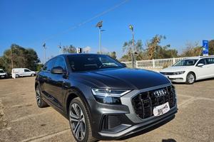 AUDI Q8 45 TDI S-LINE TETTO APRIBILE