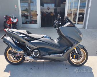 Yamaha TMAX 560 Tech Max