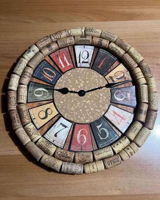 Orologio da Parete con Tappi di Sughero