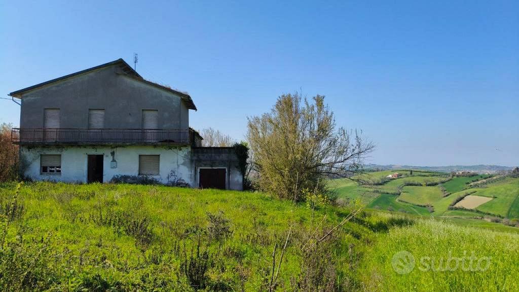 Rustico / Casale di 220 m² a Saludecio - Vista 5