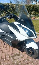 Kymco Downtown 300i
