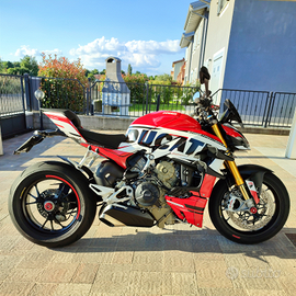 Ducati Streetfigter v4s