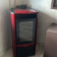 Stufa a pellet Nuova