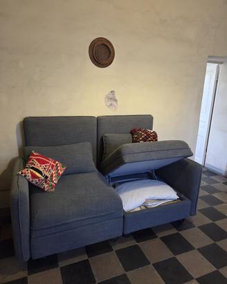 Divano ikea contenitore
