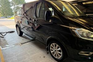 Ford Tourneo Custom 9 posti