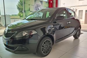 Lancia Ypsilon 1.0 FireFly 5 porte S&S Hybrid Gold