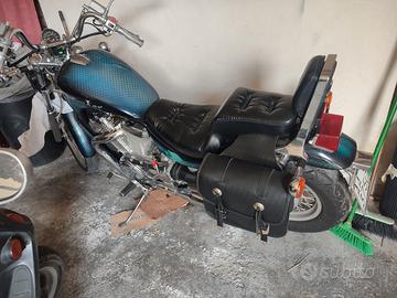 Suzuki intruder 600