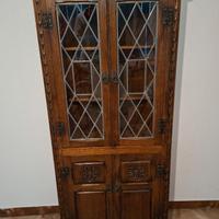 Angoliera vintage in legno massello.