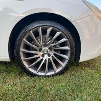 Cerchi  alfa romeo Giulietta / Giulia 18”