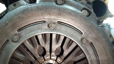 Cambio completo di frizione nuova per golf serie 6