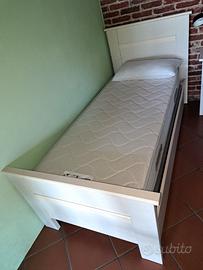 Letto singolo con materasso