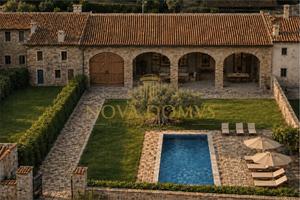 Rustico di charme con Piscina