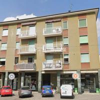 AMPIO QUADRILOCALE IN PIAZZA COSTA