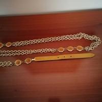 cintura di pelle con catenella dorata