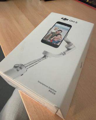 DJI OM 5