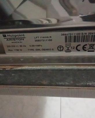 lavastoviglie Ariston Hotpoint 150€ 