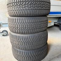 Treno gomme invernali hankook 215/50/18
