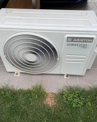 Condizionatore dual split Ariston
