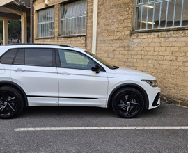 VW Tiguan r-line ehybrid