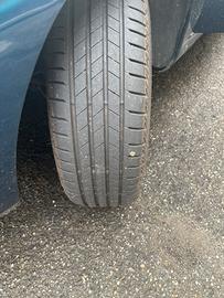 4gomme nuove concerchi in lega da 15