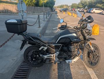 Guzzi V85TT Guardia D'onore serie limtata