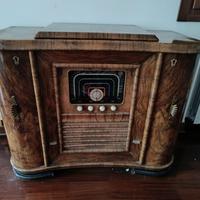 mobile bar con radio