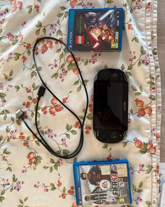 PS Vita PCH-1000 + 2 giochi