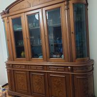 credenza+tavolo rotondo (allungabile)+6 sedie