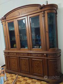 credenza+tavolo rotondo (allungabile)+6 sedie