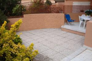 Bilocale 2,4 posti letto con giardino