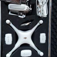 Phantom 4 Adv + 3 Batterie + Accessori