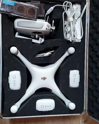 Phantom 4 Adv + 3 Batterie + Accessori