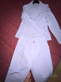 Completo blazer con pantaloni