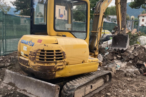 Miniescavatore Komatsu PC 35