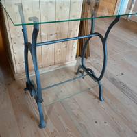 Tavolo tavolino ferro e vetro