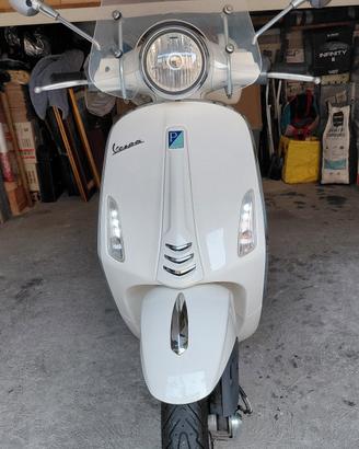 Vespa primavera abs