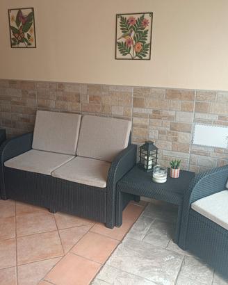 SET DIVANETTO, POLTRONE PIÙ TAVOLINO 