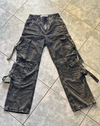 pantaloni cargo bershka grigio scuro lavato
