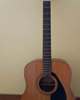 chitarra classica Yamaha