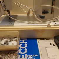Macchina da cucire portatile Necchi type 565