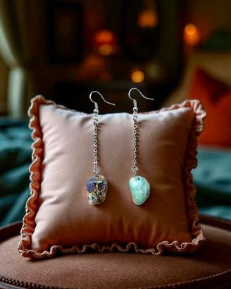 Orecchini pendenti in charoite e amazonite