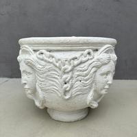 VASO ROTONDO BIANCO IN PIETRA