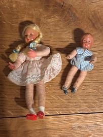 Antica coppia di bambole in miniatura vintage