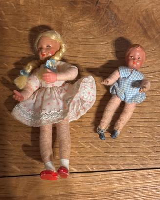 Antica coppia di bambole in miniatura vintage