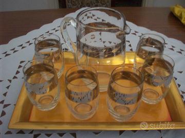 Caraffa con 6 bicchieri