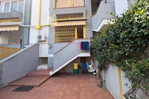 Metaponto - Villetta al piano rialzato con garage